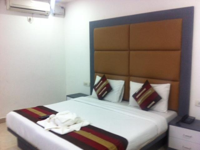 Hotel Karat 87 Inn New Delhi Ngoại thất bức ảnh